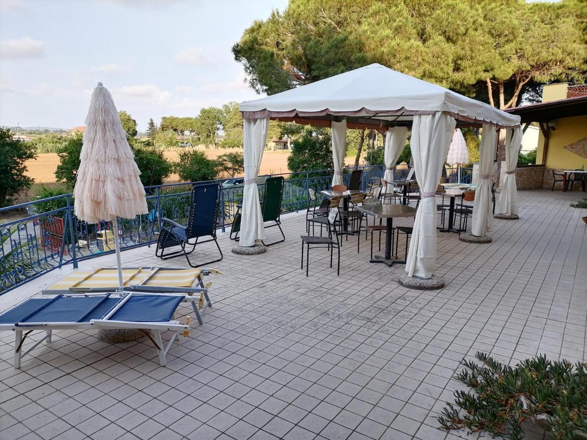 Hotel Paradiso Tarquinia Exterior photo