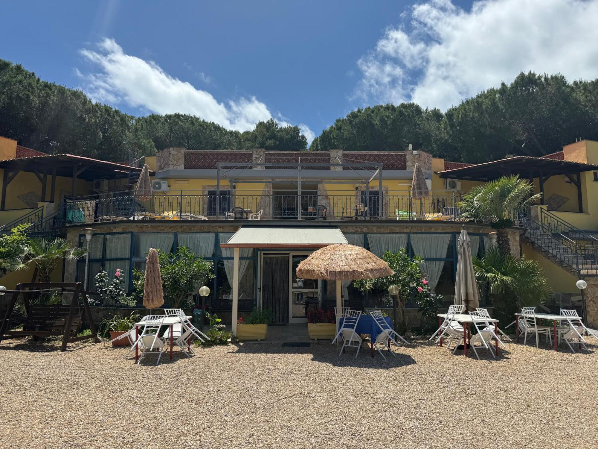 Hotel Paradiso Tarquinia Exterior photo